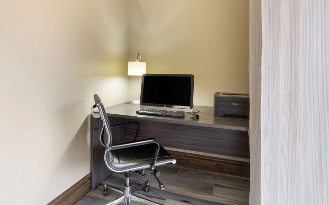 photo 4 of Best Western near Lackland AFB/SeaWorld