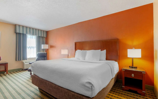 photo 2 of Best Western Plus Inn At Valley View