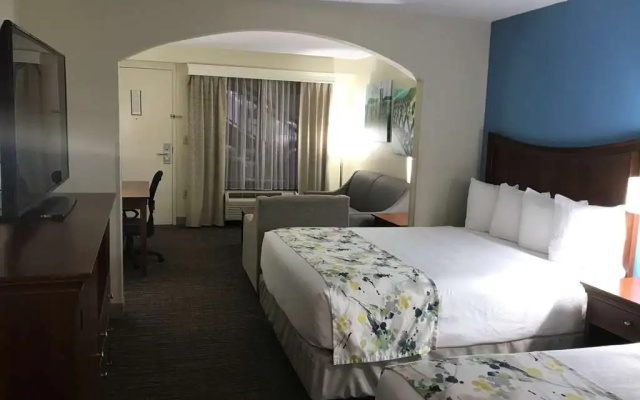 photo 3 of Best Western Inn & Suites - Monroe