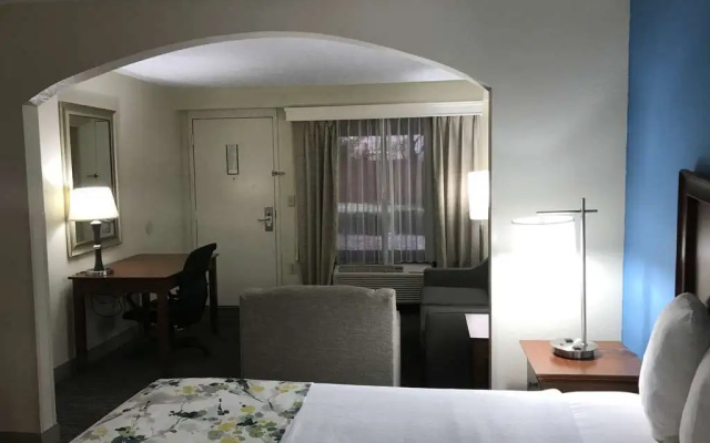 photo 4 of Best Western Inn & Suites - Monroe