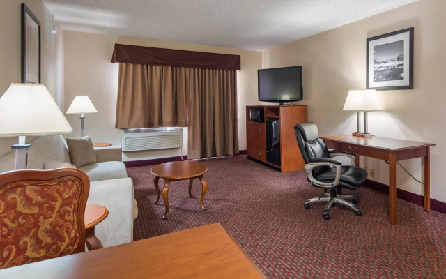 photo 5 of Days Inn by Wyndham St. Charles IL