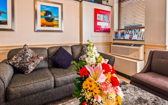 photo 2 of Best Western JFK Airport Hotel