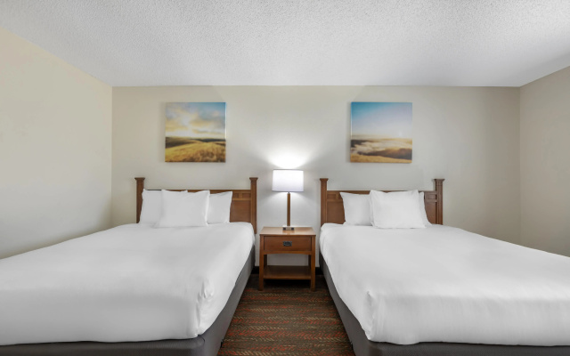 photo 4 of Best Western La Grande Hacienda