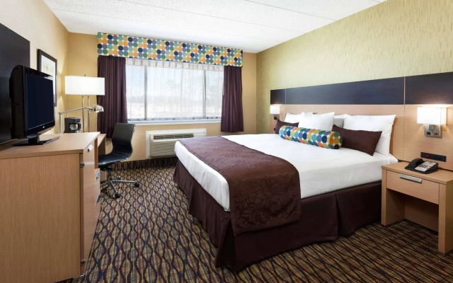 photo 3 of Best Western Leisure Inn