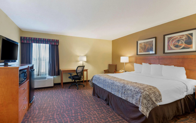 photo 4 of Best Western Louisville East Inn & Suites