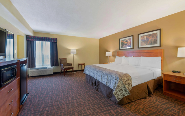 photo 5 of Best Western Louisville East Inn & Suites