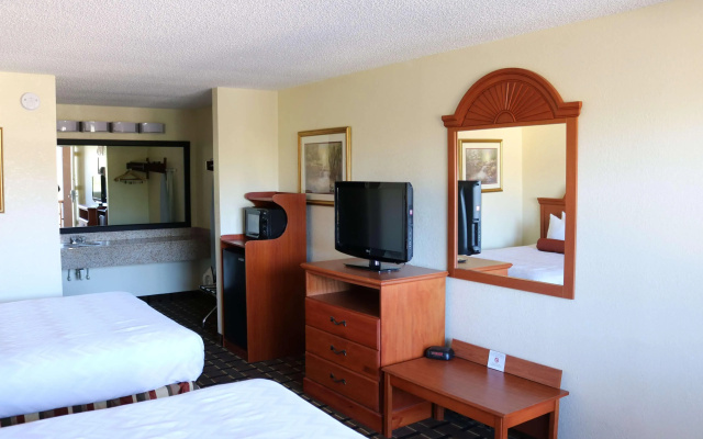 photo 3 of Best Western Milton Inn