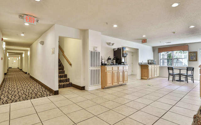 photo 2 of Best Western Mountain View Inn