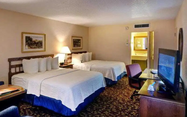 photo 4 of Best Western Mt. Vernon Inn