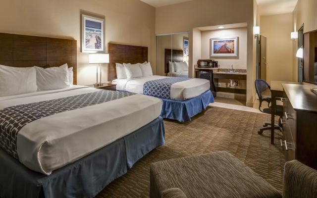 photo 2 of Best Western Naples Plaza Hotel