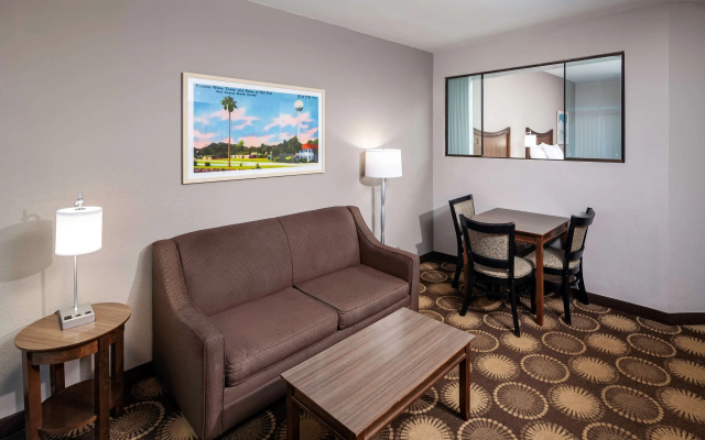 photo 5 of Best Western New Smyrna Beach Hotel & Suites