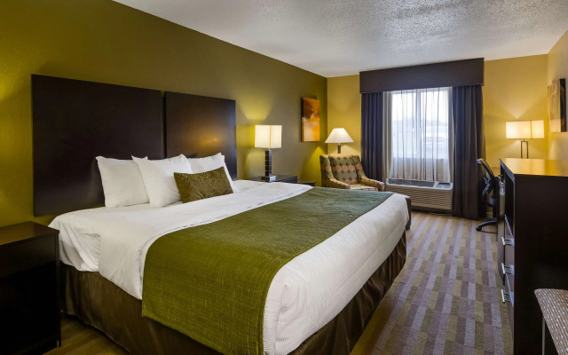 photo 4 of Best Western Norwalk