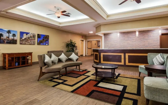 photo 2 of Best Western of Long Beach