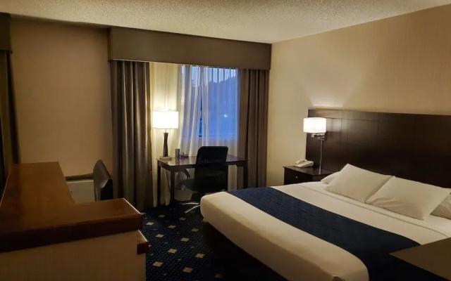 photo 4 of Best Western Olympic Inn