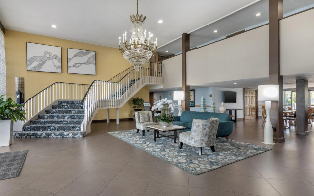 photo 2 of Best Western Palm Beach Lakes