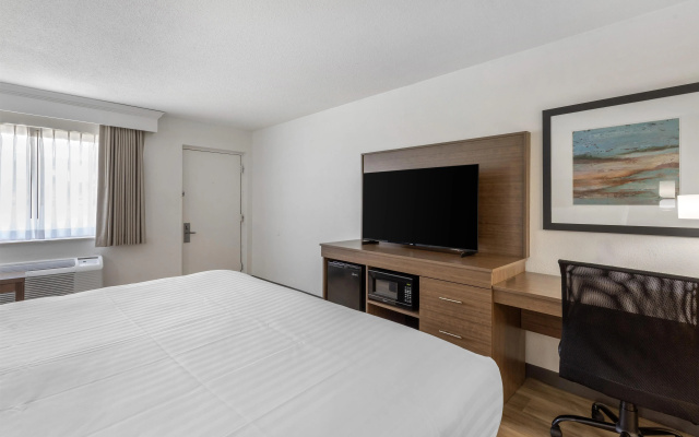 photo 5 of Best Western Palm Beach Lakes