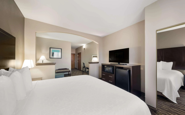 photo 3 of Comfort Suites Plano East - Richardson
