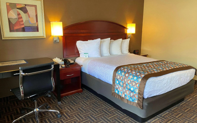 photo 4 of Best Western Pasadena Inn