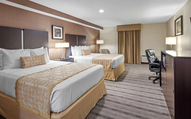 photo 4 of Best Western Pasadena Royale Inn & Suites