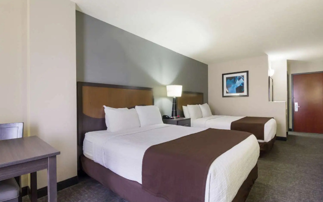 photo 3 of SureStay Plus Hotel by Best Western Houston Medical Center