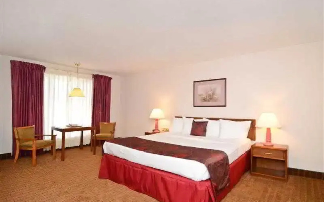 photo 4 of Best Western Plaza Inn