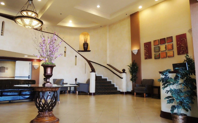 photo 2 of Best Western Plus Anaheim Orange County Hotel