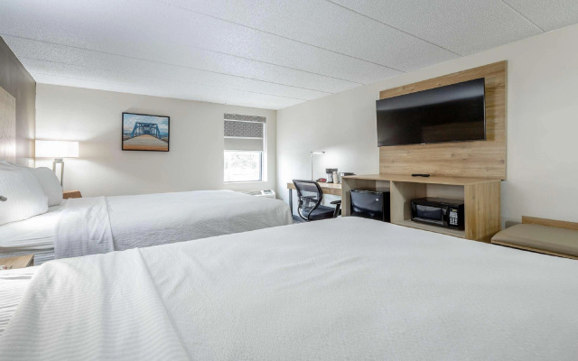 photo 4 of Comfort Inn & Suites Chattanooga-East Ridge
