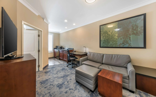 photo 4 of Best Western Plus Avita Suites