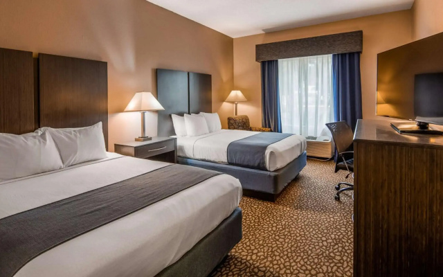 photo 5 of Bradenton Hotel & Suites