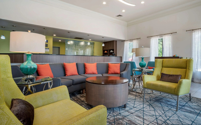 photo 2 of Best Western Carlton Suites