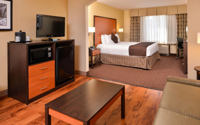 photo 5 of Best Western Cascade Inn & Suites