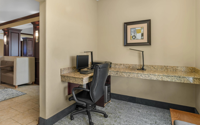 photo 3 of Best Western Plus Chalmette Hotel