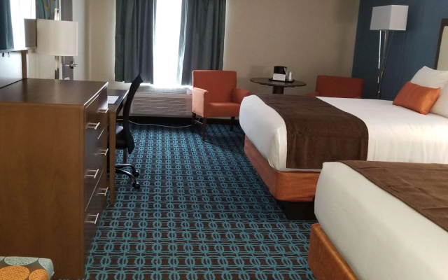 photo 3 of Chelmsford Inn