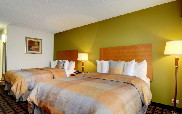 photo 4 of Best Western Plus Chicago Hillside