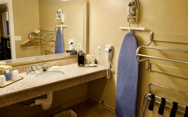 photo 4 of Best Western China Lake Inn