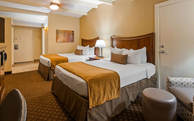 photo 3 of Best Western Coach House