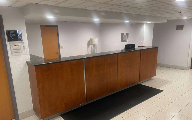 photo 2 of Days Inn by Wyndham Englewood Dayton Airport