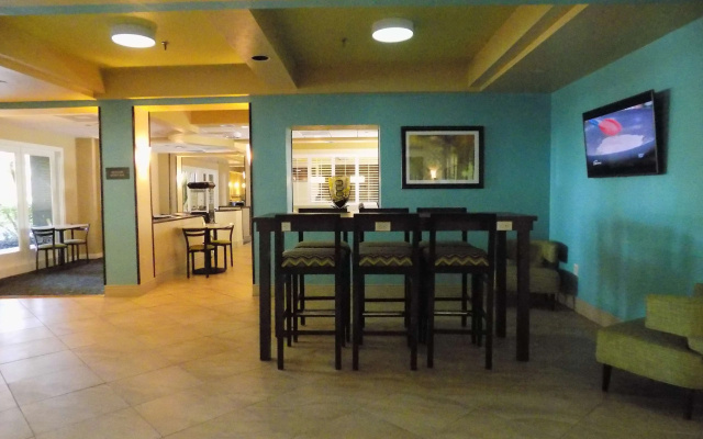 photo 2 of Best Western Plus Deerfield Beach Hotel & Suites