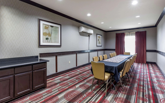 photo 3 of Best Western Plus DFW Airport West Euless