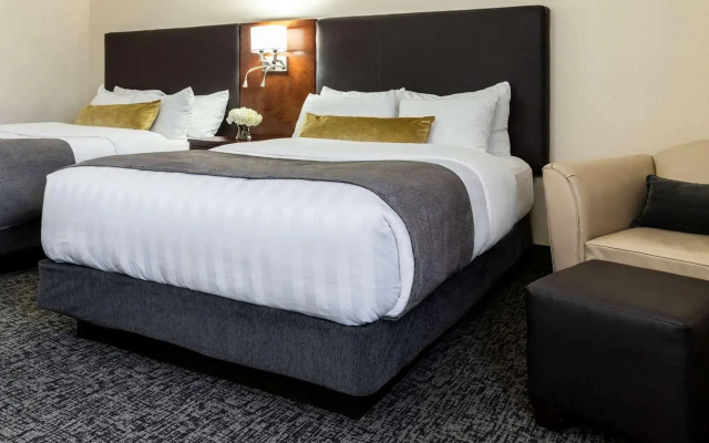 photo 3 of Best Western Plus Downtown Inn & Suites