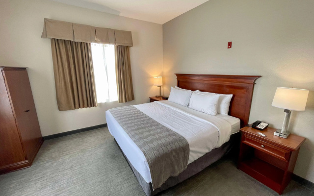photo 4 of Best Western Plus Executive Hotel & Suites