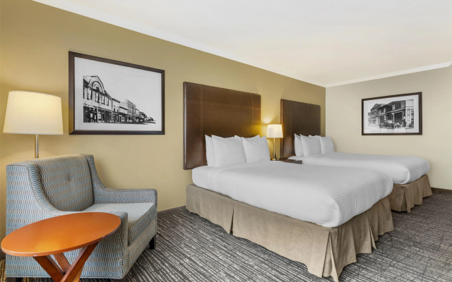 photo 3 of Best Western Plus Garden Court Inn
