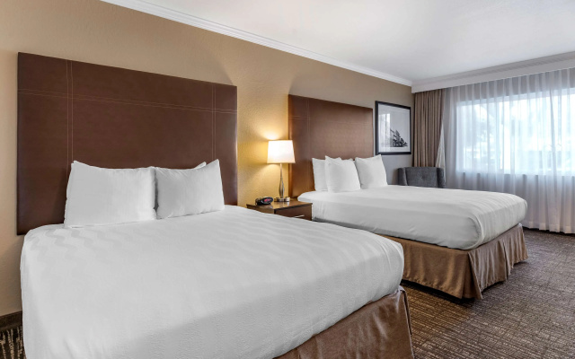 photo 4 of Best Western Plus Garden Court Inn