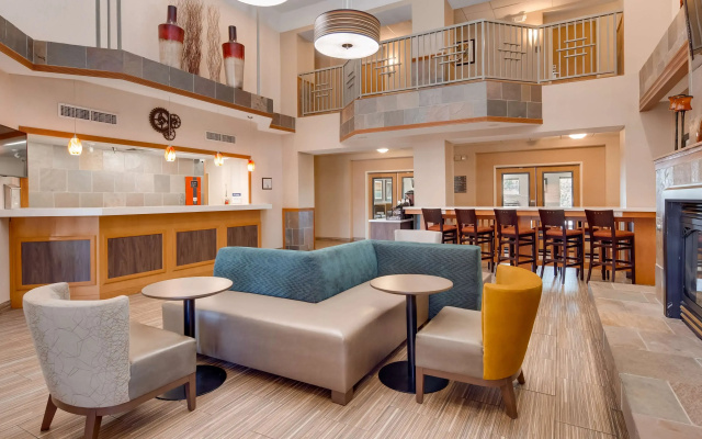 photo 2 of Best Western Plus Gateway Inn & Suites