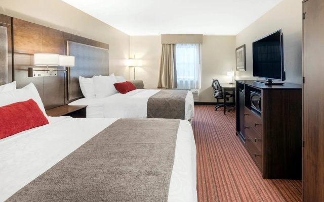 photo 5 of Best Western Plus Grand Castle Inn & Suites