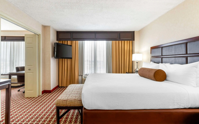 photo 3 of Best Western Plus Grosvenor Airport Hotel