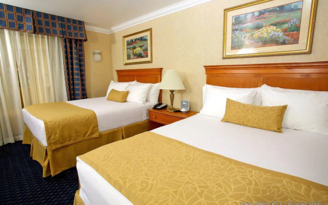 photo 5 of Hotel d’Lins Ontario Airport