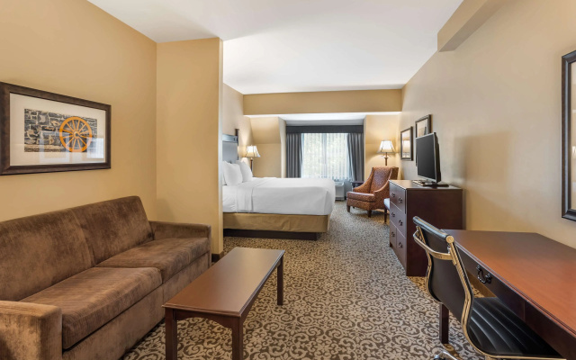 photo 4 of Best Western Plus Intercourse Village Inn & Suites