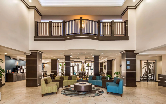 photo 2 of Spark by Hilton Houston Bush Intercontinental Airport