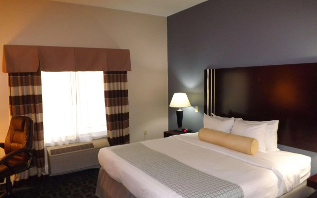 photo 3 of Best Western Plus Kalamazoo Suites